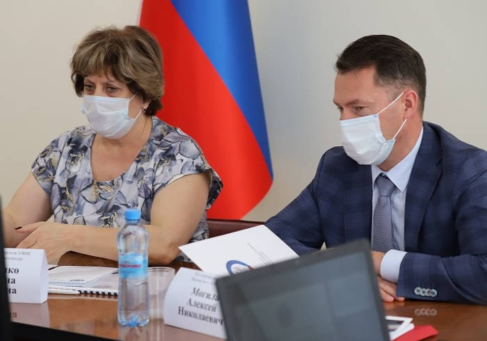 В Севастополе налоговики и бизнесмены обсудили меры господдержки