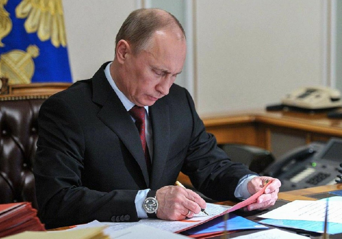 Президент России подписал закон о поддержке самозанятых