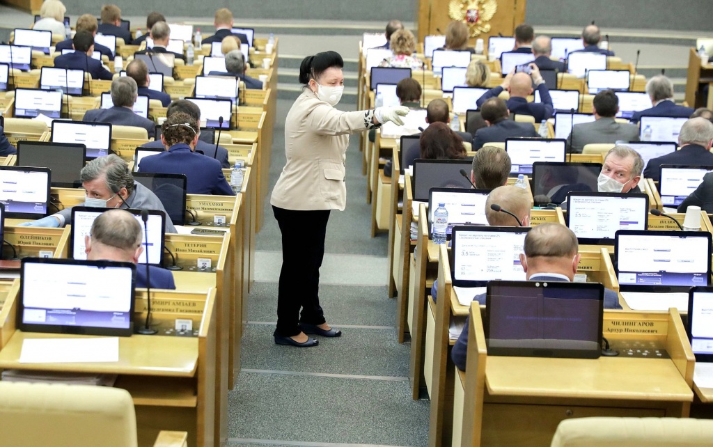 2020-06-03_Госдума_приняла_29_законов_для_преодоления_последствий_коронавируса_05.jpg