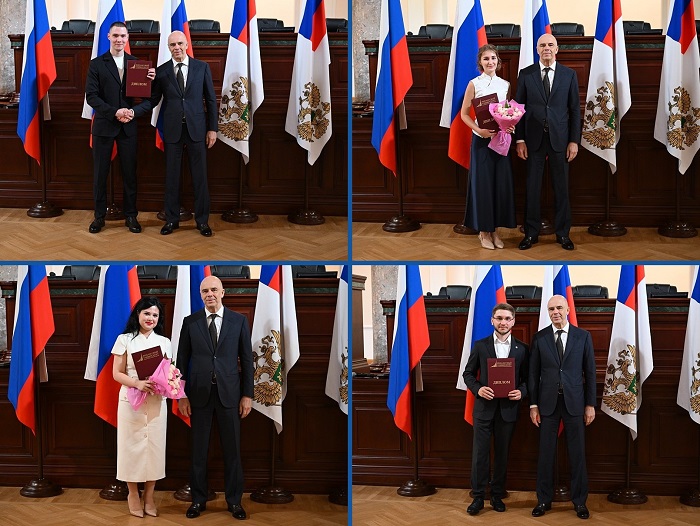 2026-06-27_Силуанов_вручил_дипломы_выпускникам_Финанс_университета_2026_года_02.jpg